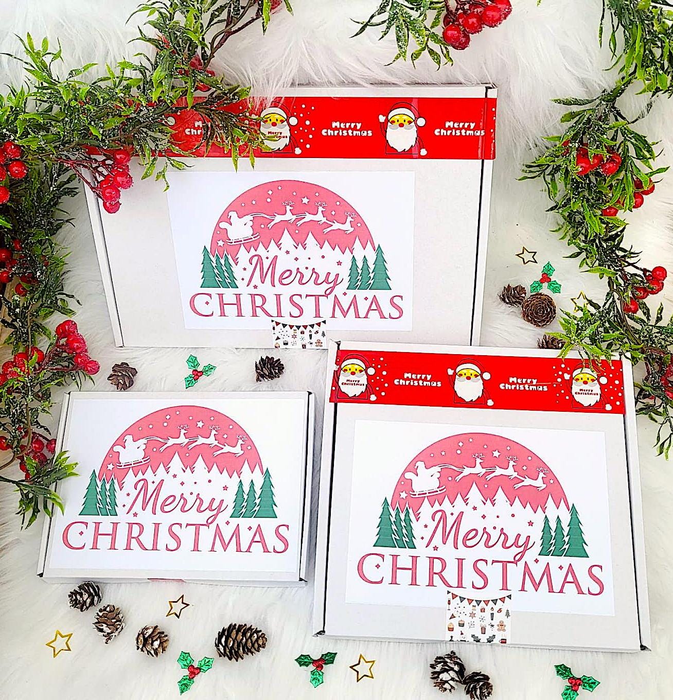 Mini Christmas Hamper, Matching Pom Pom Socks Christmas Spa Gift for Her and Him, Christmas Treats Gift Box, Christmas Hug in a Box,