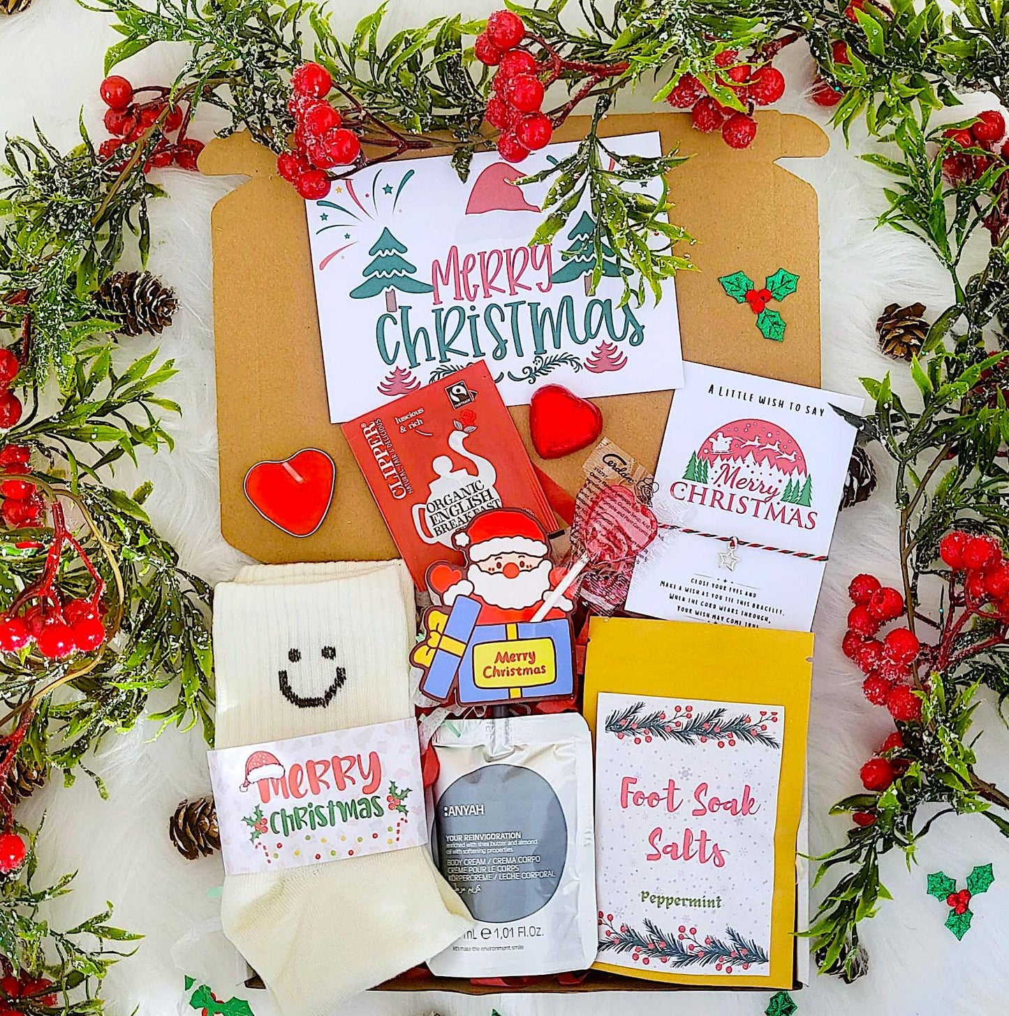 Cosy CHRISTMAS HAMPER Spa Gift Box, Secret Santa Self Care Gift, Christmas Eve Spa Gift, Christmas Hug in a Box, Christmas Socks Gift Box