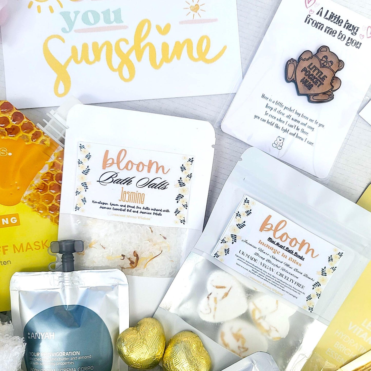 New Mum Spa Gift Box: Postpartum Care Package, New Mummy Hug in a Box
