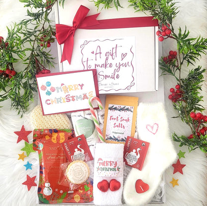 COSY CHRISTMAS Pamper Hamper | Festive Self Care Gift Box | Xmas Spa Set