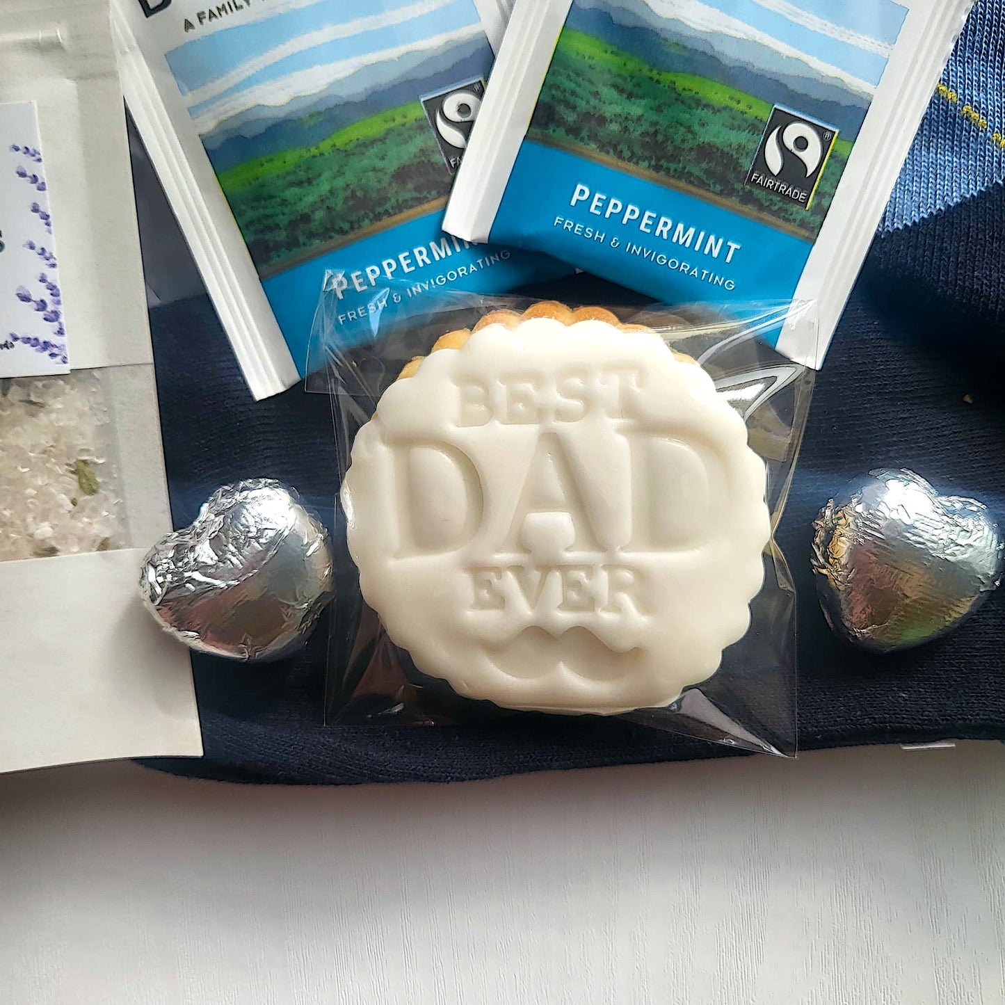 Best Dad Ever Spa Gift Box – Father’s Day Gift for Dad, Men’s Self Care Hamper, Relaxation Gift Set for Him, Pamper Box