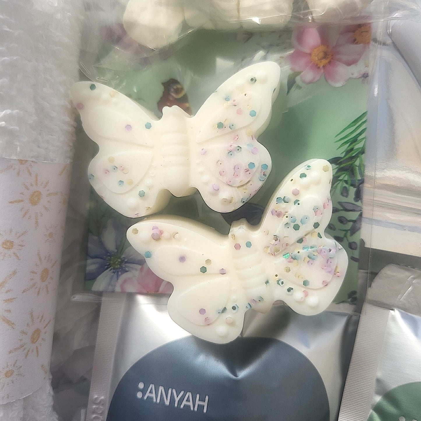 Hug in a Box | Birthday Pamper Hamper | Gifts For Friends | Thinking of You | Get Well Soon | You Got This