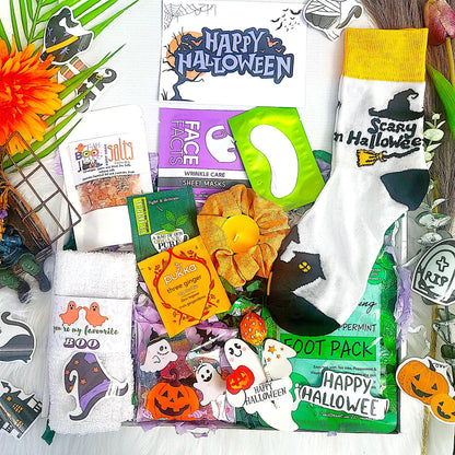 HAPPY HALLOWEEN Treats Gift Box, Trick or Treat Halloween Gift Hamper, Scary Halloween Care Package, Halloween Hug in a Box, Boo, Witch