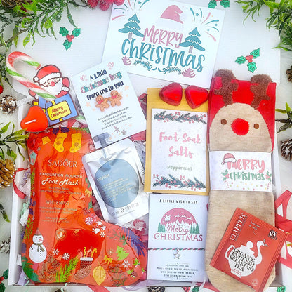 Cosy CHRISTMAS HAMPER Spa Gift Box, Secret Santa Self Care Gift, Christmas Eve Spa Gift, Christmas Hug  in a Box, Christmas Socks Gift Box