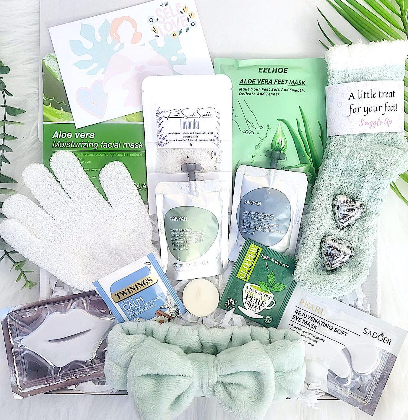 Cozy Spa Gift Box | Relaxation Pamper Hamper with Socks & Lavender
