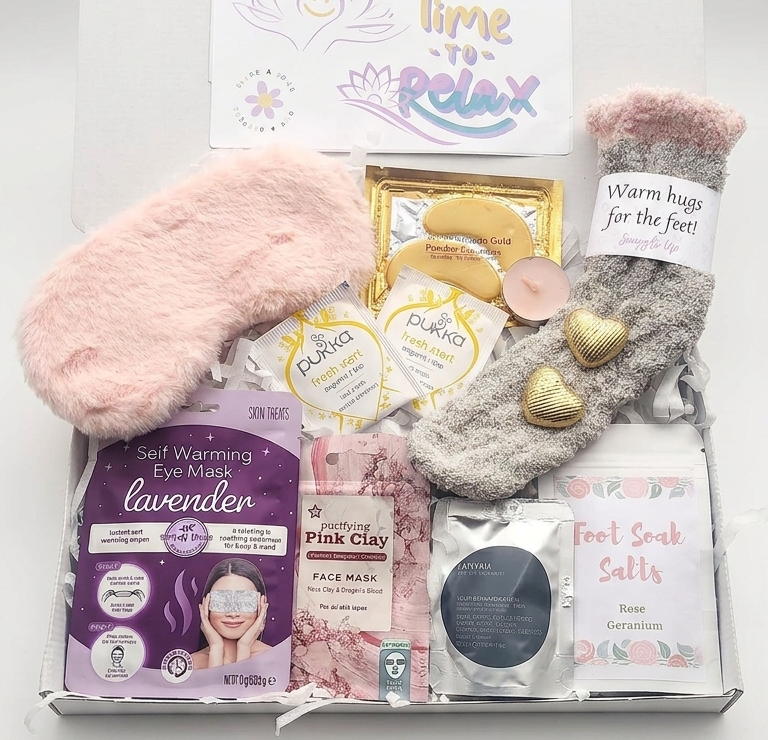 Cosy Night In Pamper Hamper - Sending Hugs Spa Gift Box