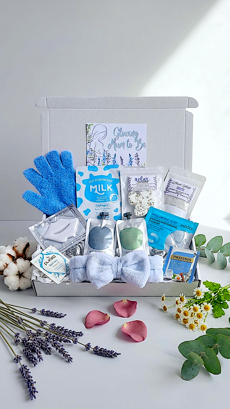 Mum-to-Be Spa Gift Box: Pregnancy Pamper Hamper with Lavender